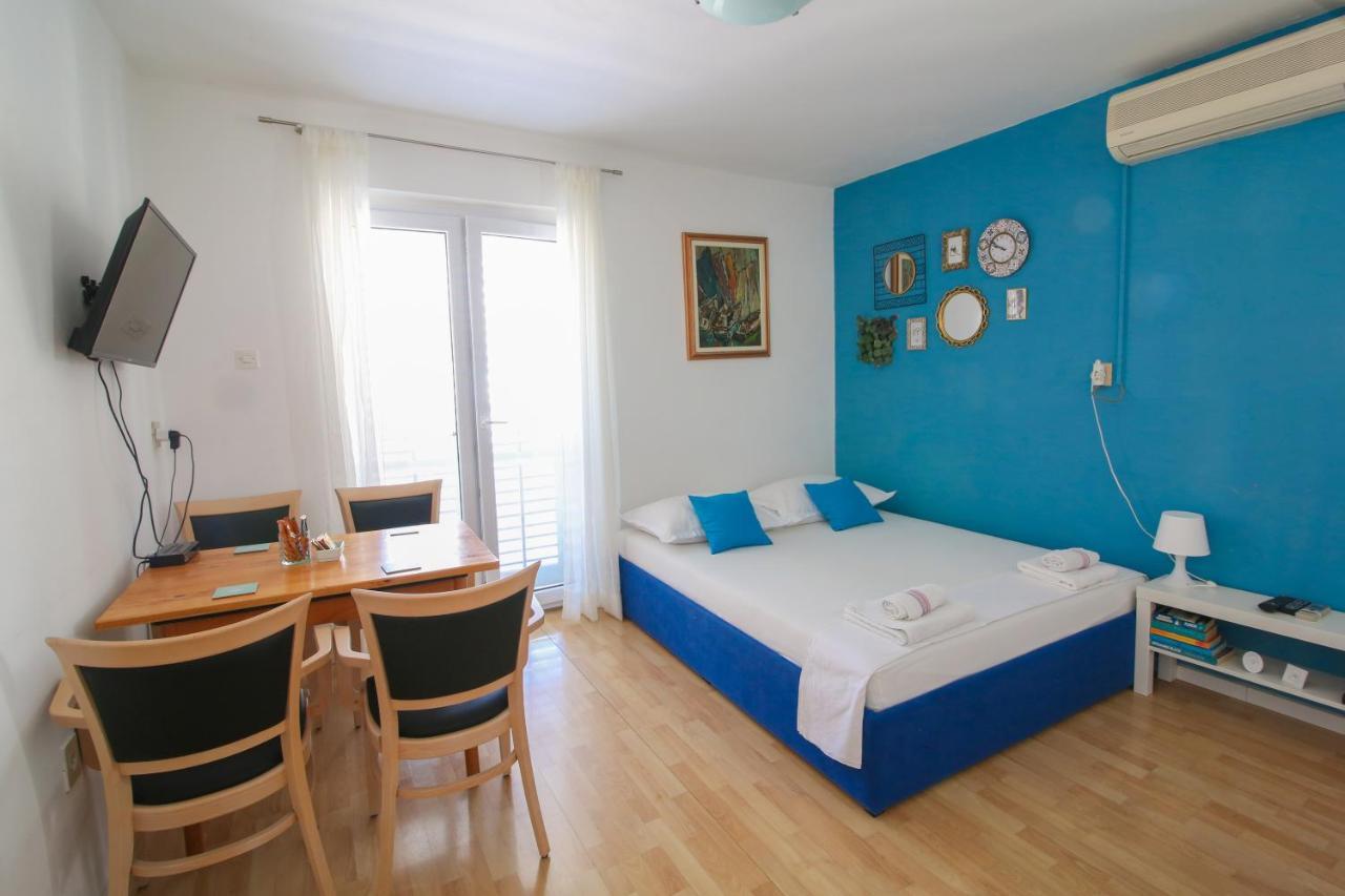 Apartment Bili-Sea View Apartment In The Center Makarska Exterior photo